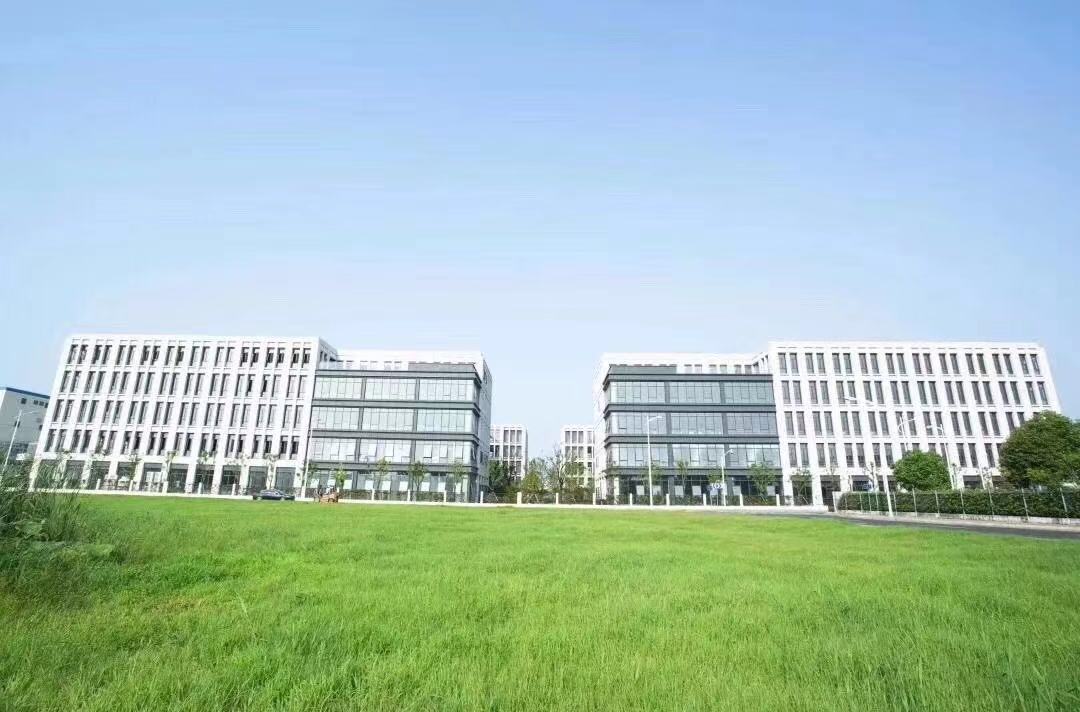  中南高科南宁五象新区首个产业园区，首层7.8米高标准工业厂房，首期开启招商！