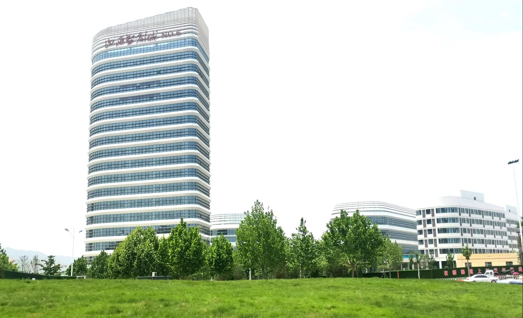  晉城智創城NO.6  現有辦公大樓20325平米對外招商，園區另有6300平米中試車間，7200平米加速器。